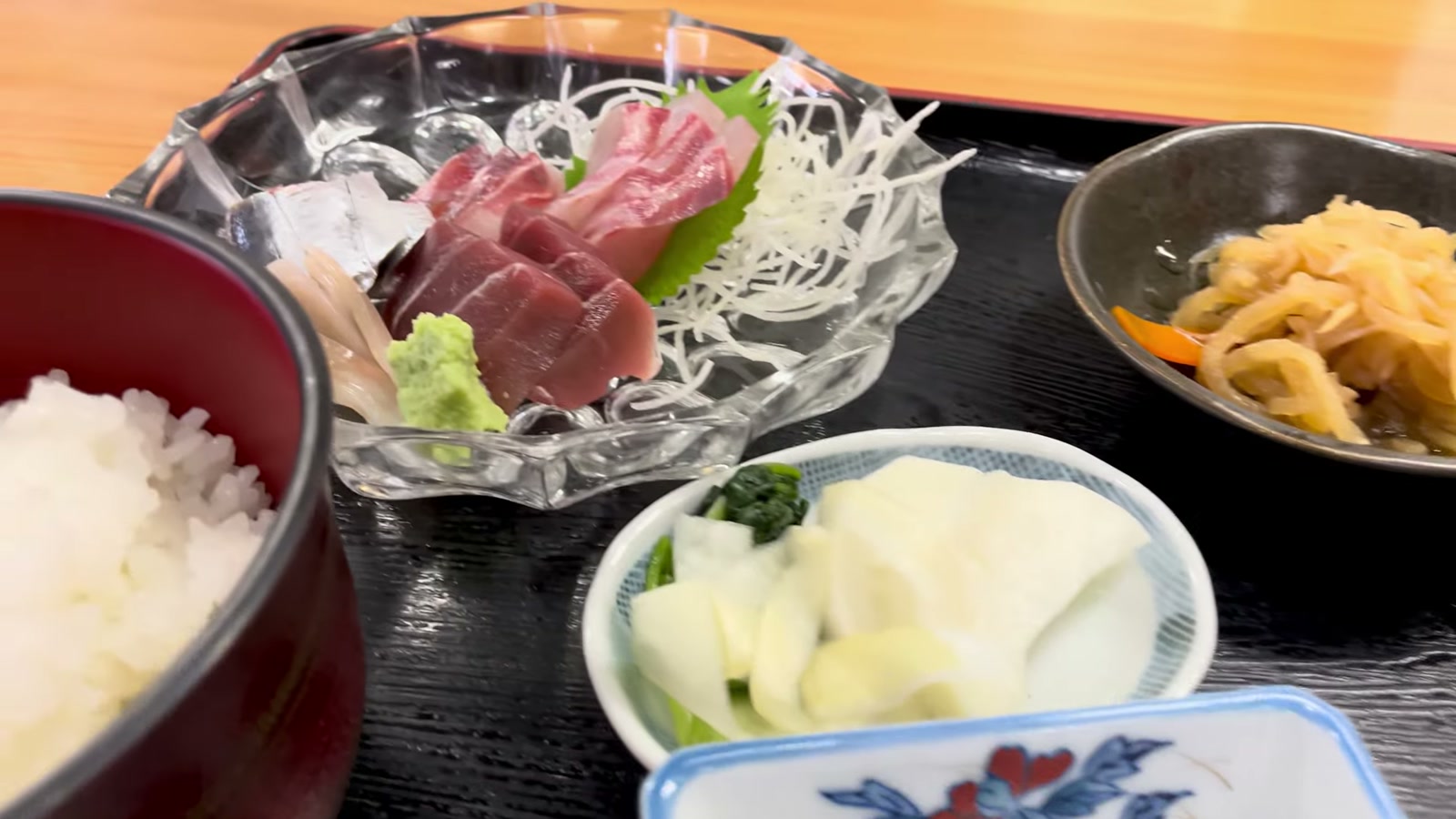 汗をかきながら味わう昔ながらの献立